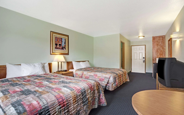 photo 5 of Travelodge by Wyndham Seattle North of Downtown