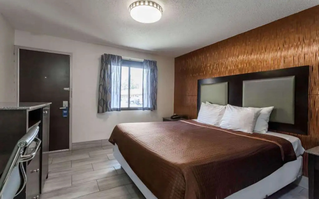photo 3 of Travelodge South Hackensack