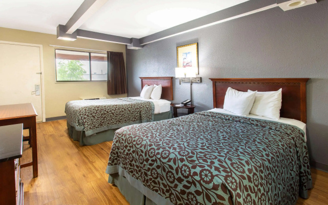 photo 3 of Travelodge by Wyndham Chicago - South Holland