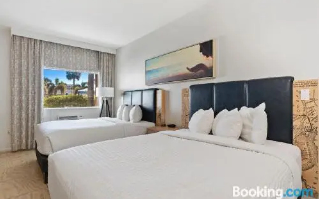 photo 3 of Travelodge St Pete Beach