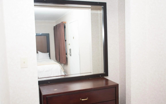 photo 5 of Atlantic Inn & Suites