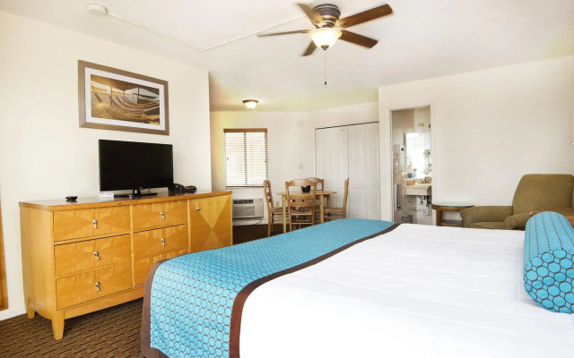 photo 3 of Ocean Club Treasure Island Hotel