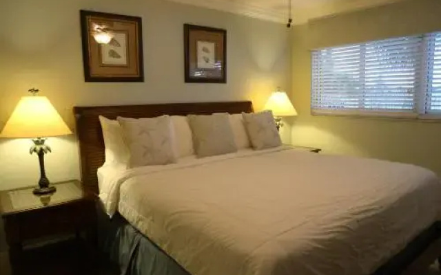 photo 2 of Treasure Island Waterfront Condo