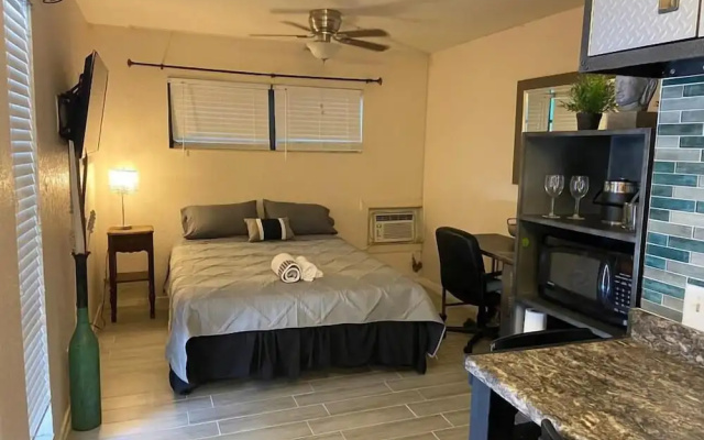photo 4 of Treehouse Apartment Rentals