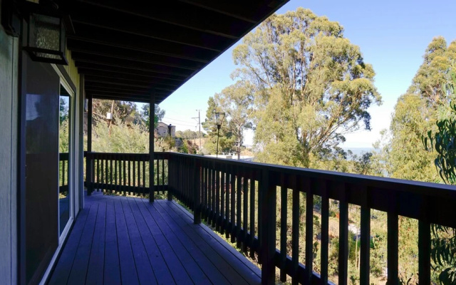 photo 5 of Treehouse San Francisco Airport North Sleeps 6