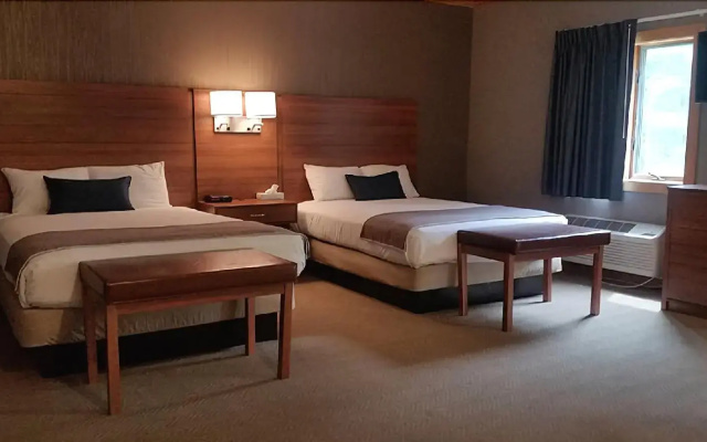photo 2 of Treetops Resort