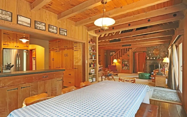 photo 3 of Trembley House