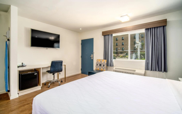 photo 4 of Trend Hotel at LAX Airport