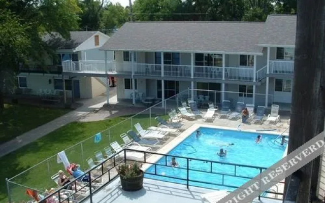 photo 4 of Triggs Bay Resort