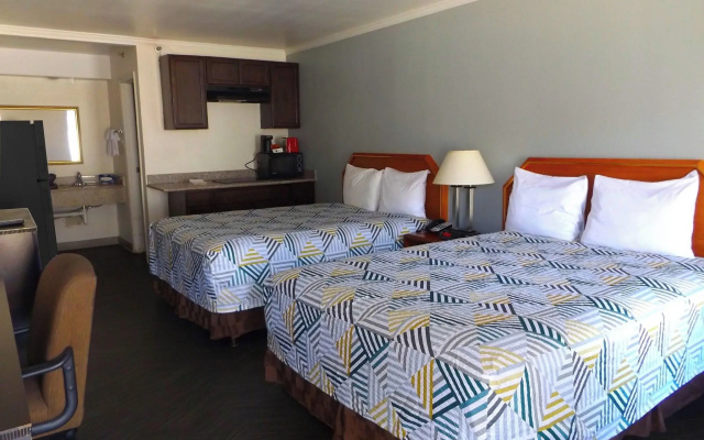 photo 2 of Studio 6 Fort Worth, TX – Downtown East