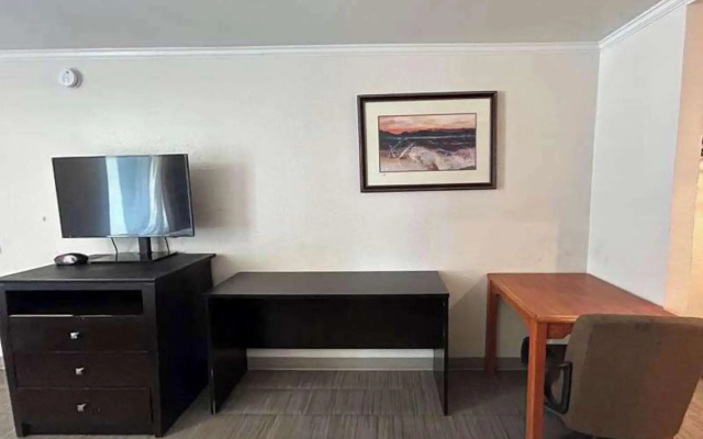 photo 4 of Studio 6 Fort Worth, TX – Downtown East