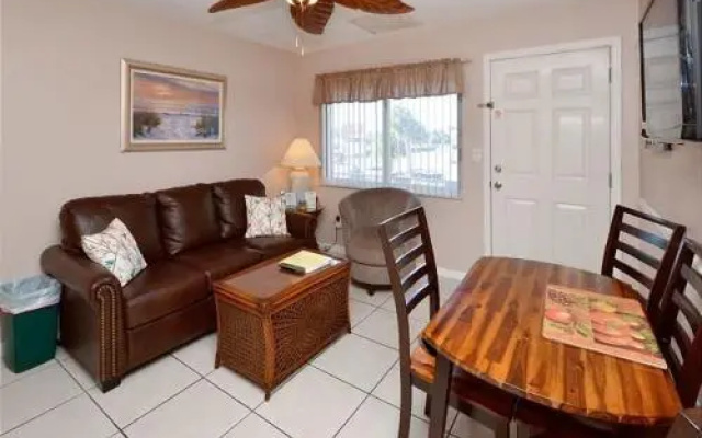 photo 2 of Tropic Breeze 13 One-bedroom Apartment
