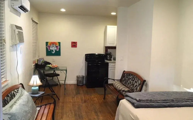 photo 4 of Tropical Charmer Coral Gables Apartment