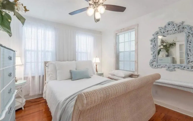photo 2 of Tropical Designer House in Heart of Antique Row WPB