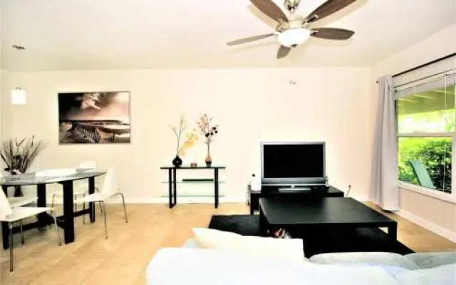 photo 4 of Tropical Getaway - 628A