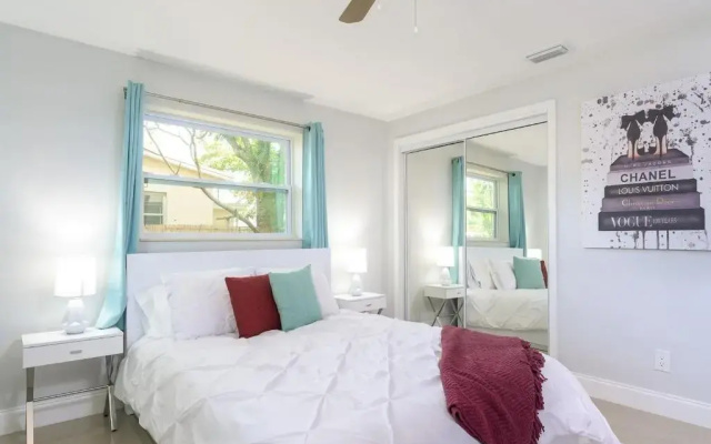 photo 2 of Tropical House 3 Bedrooms with Pool Oakland Park
