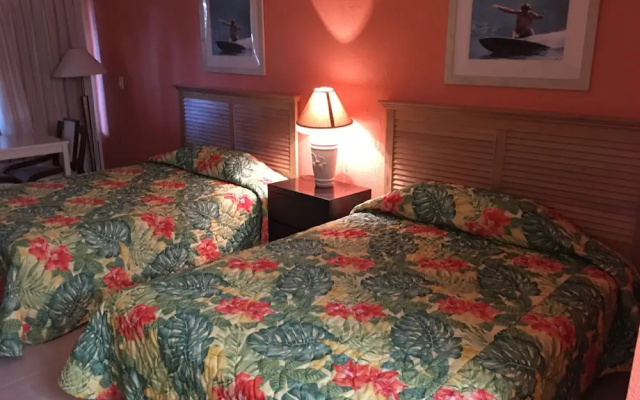 photo 3 of Tropical Inn Palm Bay