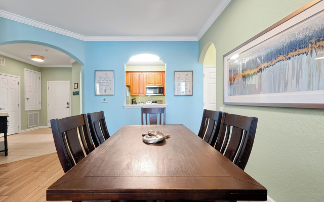 photo 4 of Tropical Lakeview Condo w. Vegas Game Room - 1014