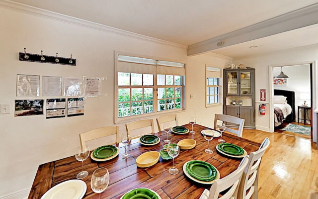 photo 3 of Tropical Oasis - 3 Br Home