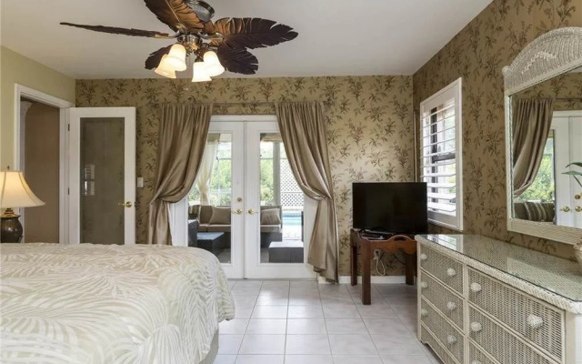 photo 2 of Tropical Retreat Pool Jet Spa WiFi 3 Br home by RedAwning
