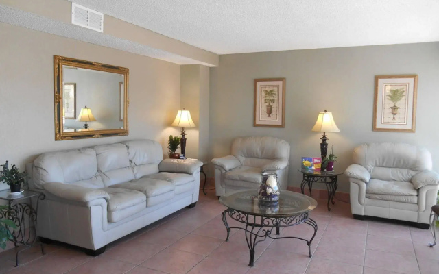 photo 2 of Tropical Seas Hotel