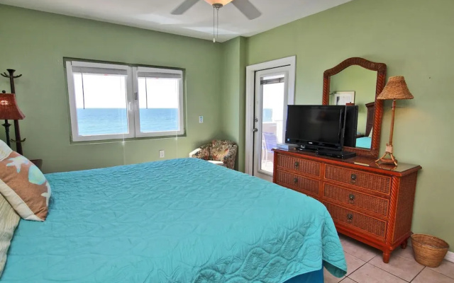 photo 3 of Tropical Winds 404 by Youngs Suncoast