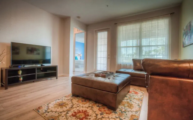 photo 4 of Tropicana Lakeview