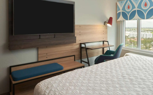 photo 4 of Tru by Hilton Fort Lauderdale Downtown