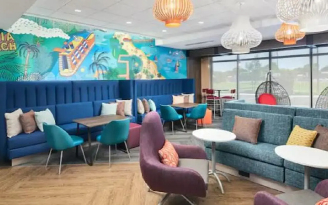 photo 2 of Tru By Hilton Ft. Lauderdale Airport