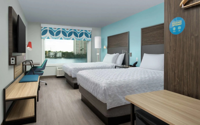 photo 4 of Tru by Hilton Miami Airport South Blue Lagoon