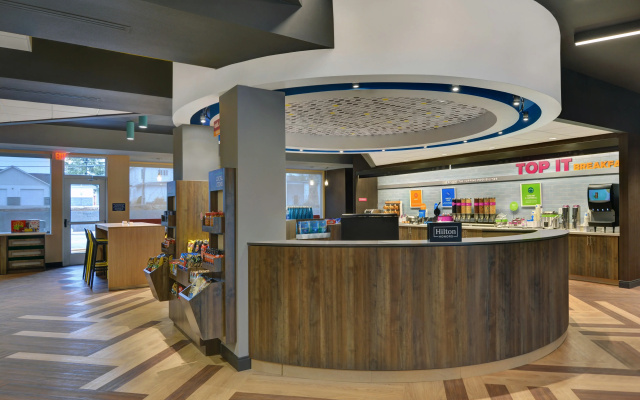 photo 2 of Tru by Hilton Springfield Downtown