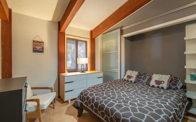 photo 2 of Truckee Contemporary Oasis