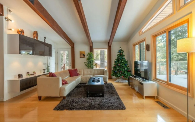 photo 5 of Truckee Contemporary Oasis