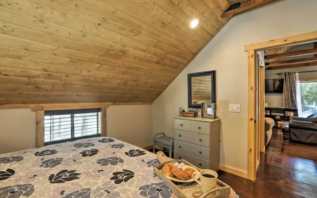 photo 4 of Truckee Family Home, Walk to Lake + 5 Mi to Skiing