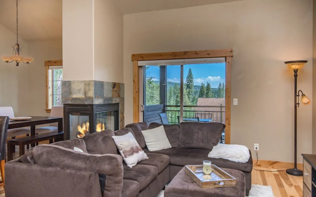 photo 3 of Truckee Townhouse Walk Everywhere by RedAwning