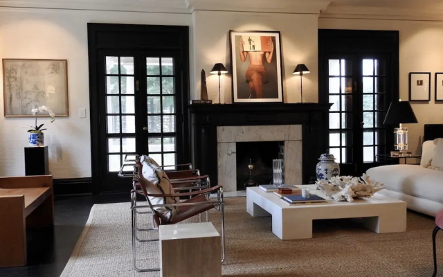 photo 5 of Truitt Hotel