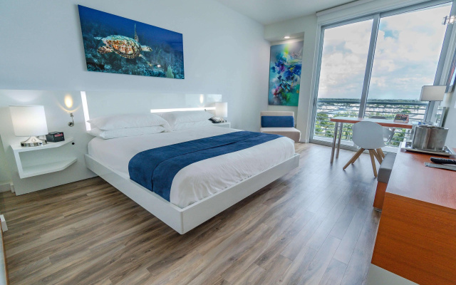 photo 4 of Maritime Hotel Fort Lauderdale Airport & Cruiseport