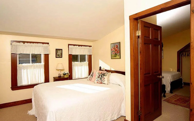 photo 4 of The Tuck Inn