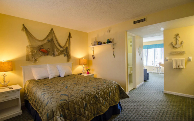 photo 4 of Tuckaway Shores Resort