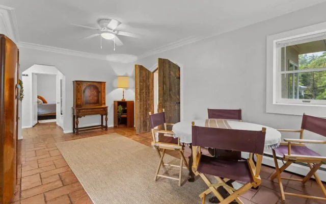 photo 5 of Tudor Style Apartment near MSU