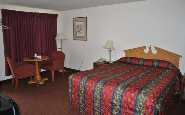 photo 2 of Turnpike Motel
