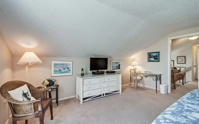 photo 5 of Turtleback 09 3 Bedroom Villa by RedAwning