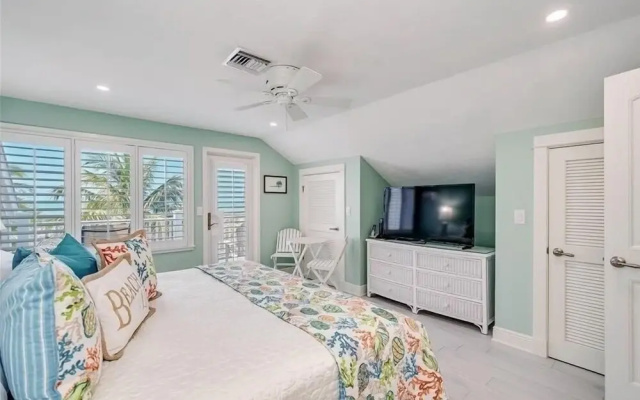 photo 3 of Turtleback 11 3 Bedroom Villa by RedAwning