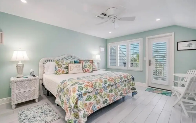 photo 5 of Turtleback 11 3 Bedroom Villa by RedAwning