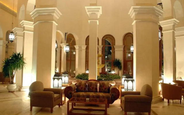 photo 2 of Tuscan Hills Courtyard Villas