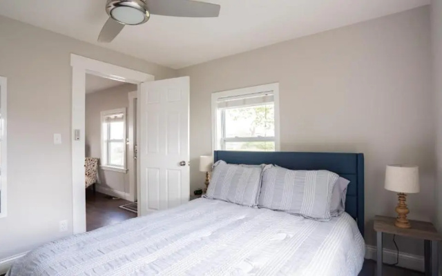 photo 3 of Twice as Nice! Sleeps 22, 1 minute to Ark!