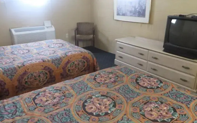 photo 4 of Twin Bridges Motor Inn