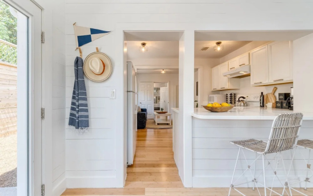 photo 5 of Twin Fin by Avantstay Walk to the Beach - Chic 30A Retreat