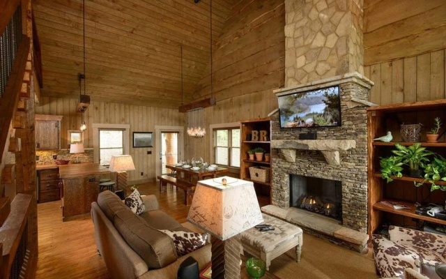 photo 5 of Twin Pine Lodge by Escape to Blue Ridge