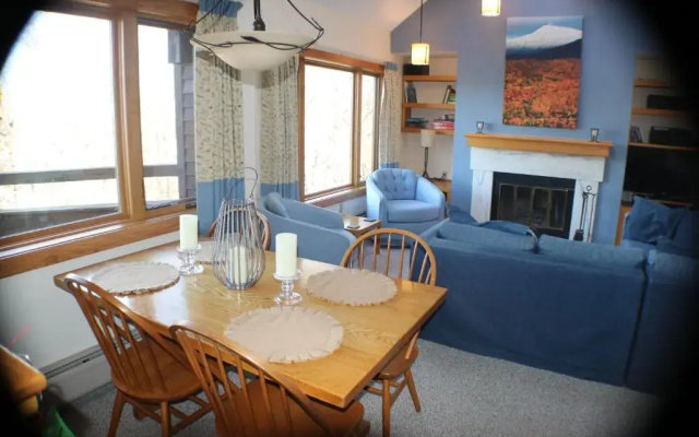 photo 3 of Two bedroom condo with Sports Center, Shuttle service Highridge I3